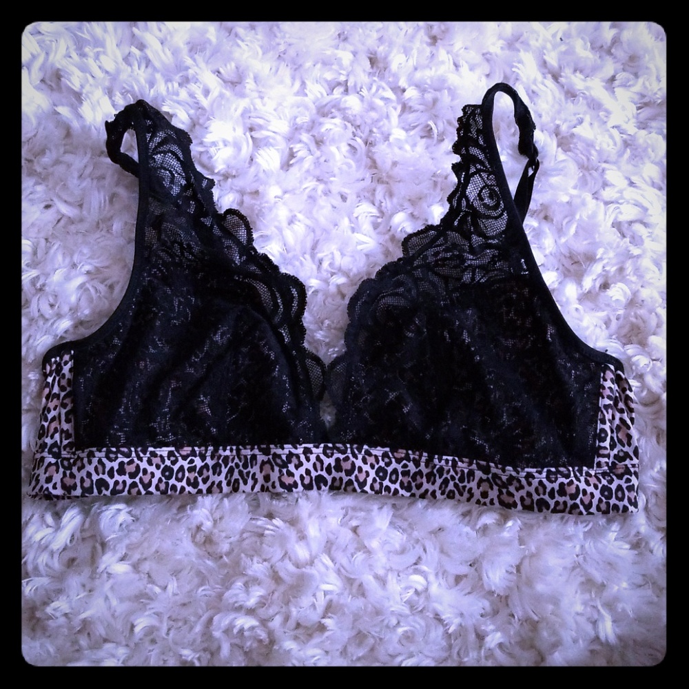 PINK Victoria's Secret cheetah bralette
